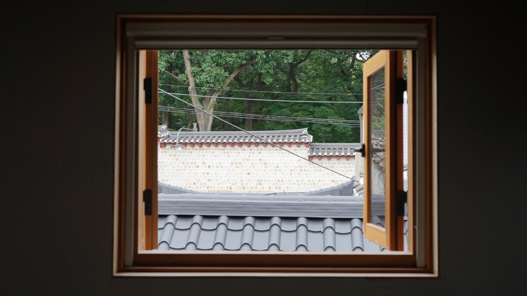 The Korean Traditional Hanok In Downtown Seoul For Convenient Public Transportation - Seoul Ari Eksteriør billede