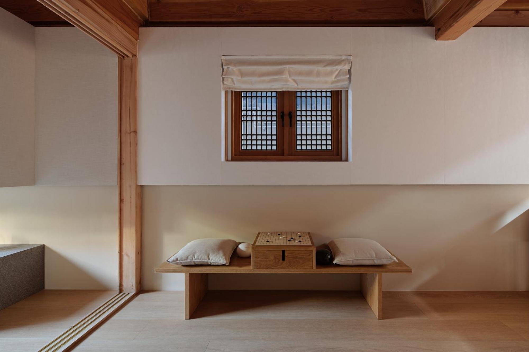 The Korean Traditional Hanok In Downtown Seoul For Convenient Public Transportation - Seoul Ari Eksteriør billede